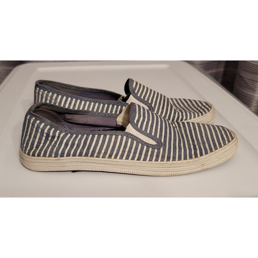 Women's City Sneaks Slip-On Canvas Sneakers with Stripes Print Pattern Size 7